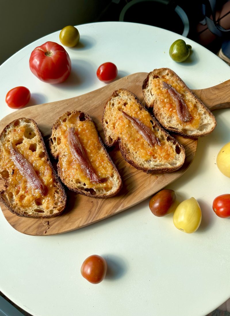 Pan con Tomate – The best way to use ripe tomatoes